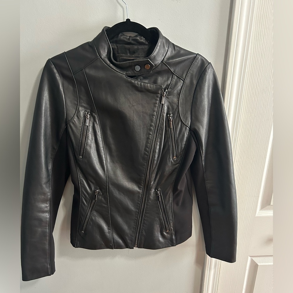 Women’s Leather Jacket. Wilson’s Leather M